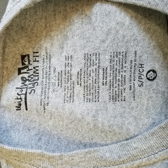 Quicksilver abstract graphic tee size small gray - Picture 5 of 6